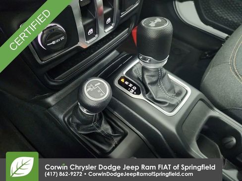 Certified 2025 Jeep Wrangler Sport image 28