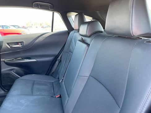 Certified 2021 Toyota Venza XLE w/ Softex Package AWD/4WD image 9