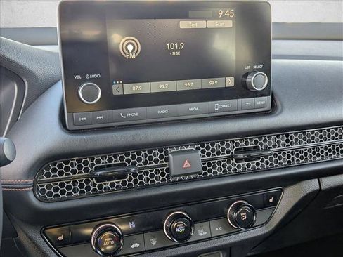 Used 2024 Honda HR-V Sport image 14