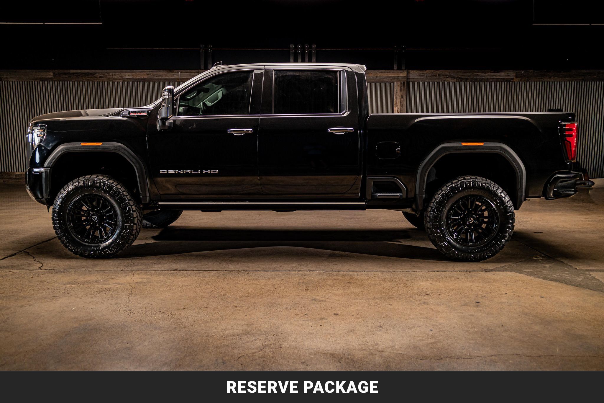 Used 2026 GMC Sierra 3500 Denali w/ Denali Reserve Package AWD/4WD image 6