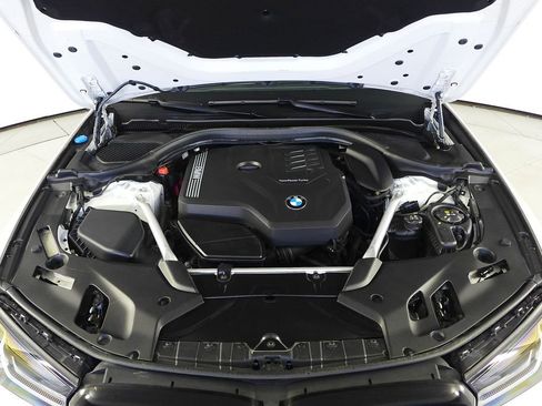 Used 2023 BMW 530i w/ M Sport Package image 6