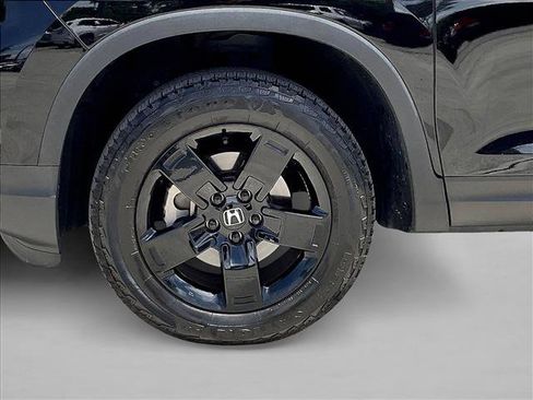 Used 2024 Honda Ridgeline Black Edition image 10
