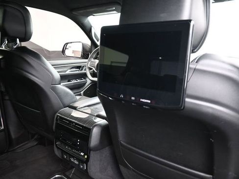 Used 2022 Jeep Wagoneer Series II w/ Convenience Group I image 38