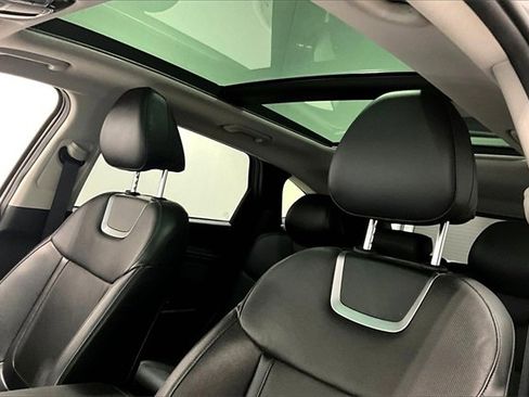 Used 2022 Hyundai Tucson Limited image 39