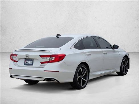 Used 2022 Honda Accord Sport image 5