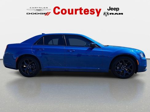 Certified 2023 Chrysler 300 Touring w/ Sport Appearance Package RWD image 3
