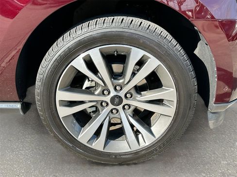 Used 2020 Ford Expedition Limited w/ Equipment Group 302A image 33