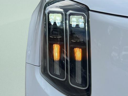 Certified 2024 Kia Telluride SX Prestige AWD/4WD image 9