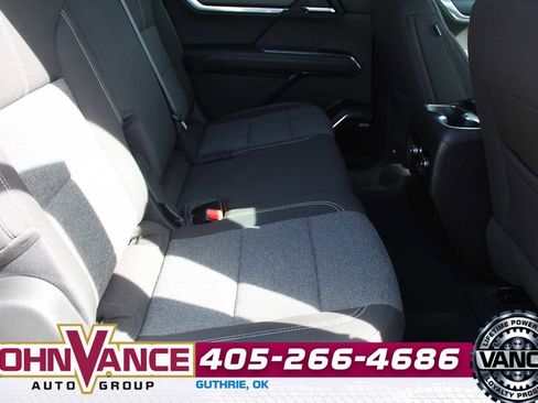 Used 2025 GMC Acadia Elevation image 20