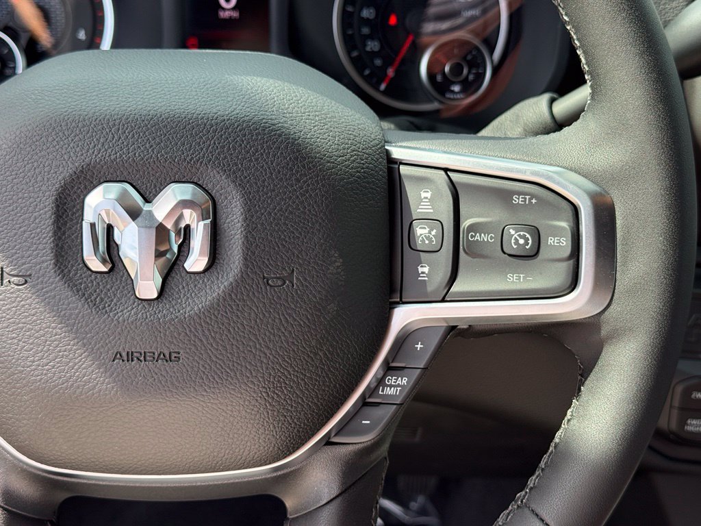 New 2027 RAM 2500 Big Horn AWD/4WD image 17