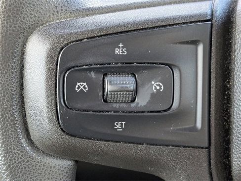 Certified 2020 Chevrolet Silverado 1500 Custom Trail Boss w/ Custom Convenience Package image 24