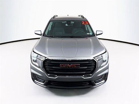 Used 2023 GMC Terrain SLE w/ Driver Convenience Package AWD/4WD image 13