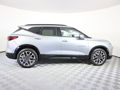 Used 2023 Chevrolet Blazer RS w/ Driver Confidence II Package AWD/4WD image 7