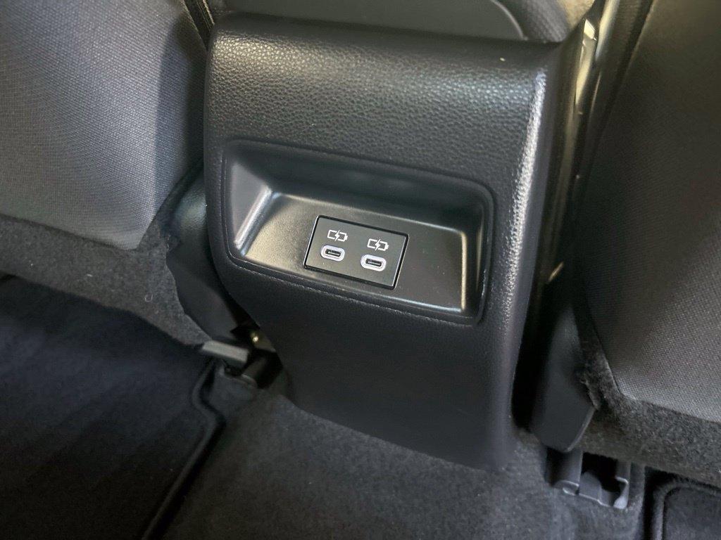Used 2025 Toyota Corolla LE FWD image 31