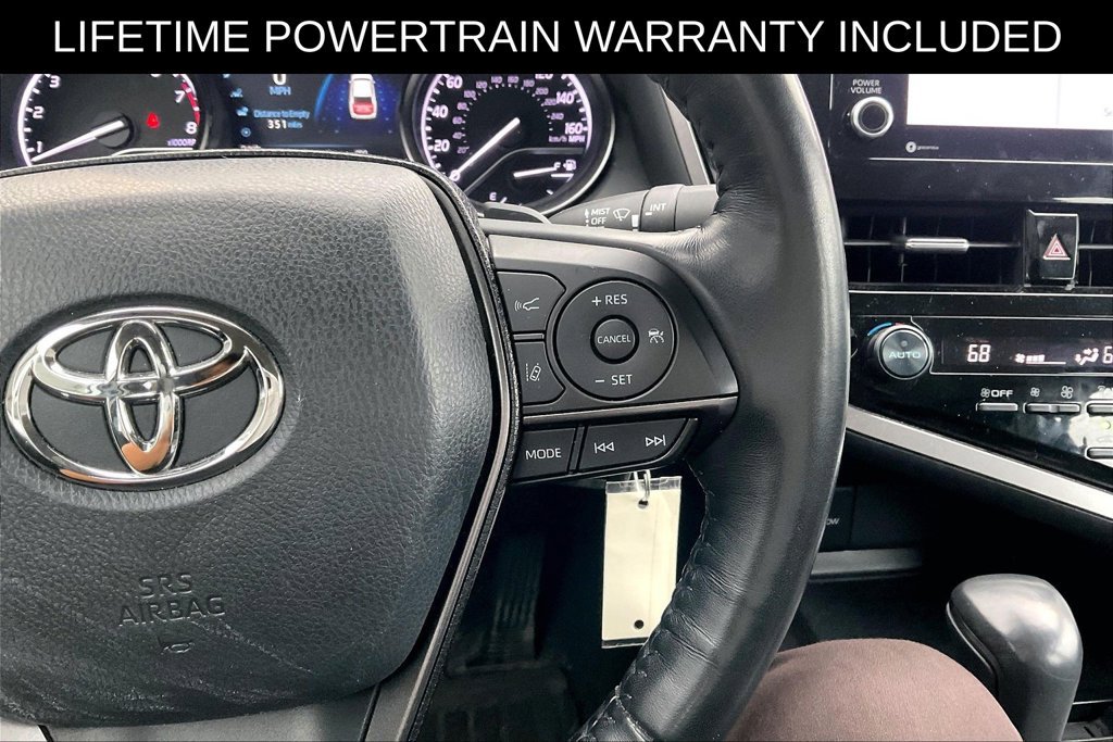 Used 2022 Toyota Camry SE w/ Cold Weather Package AWD/4WD image 17