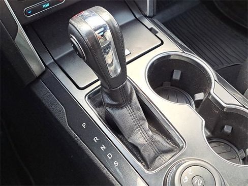 Used 2019 Ford Explorer Limited w/ Class III Trailer Tow Package image 18