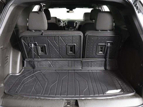Used 2023 Chevrolet Traverse LT w/ LPO, Floor Liner Package AWD/4WD image 19