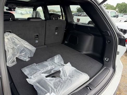 New 2026 Jeep Grand Cherokee Limited image 27