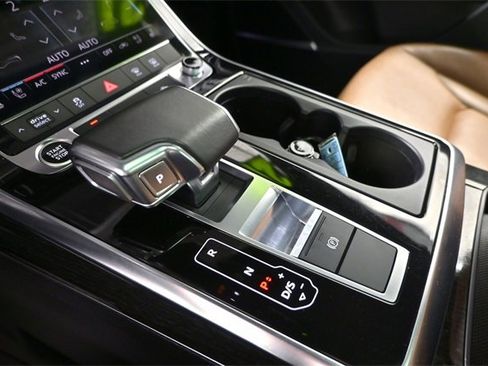 Used 2021 Audi Q7 2.0T Premium Plus w/ Executive Package image 27