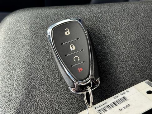 Used 2025 Chevrolet TrailBlazer LT image 33