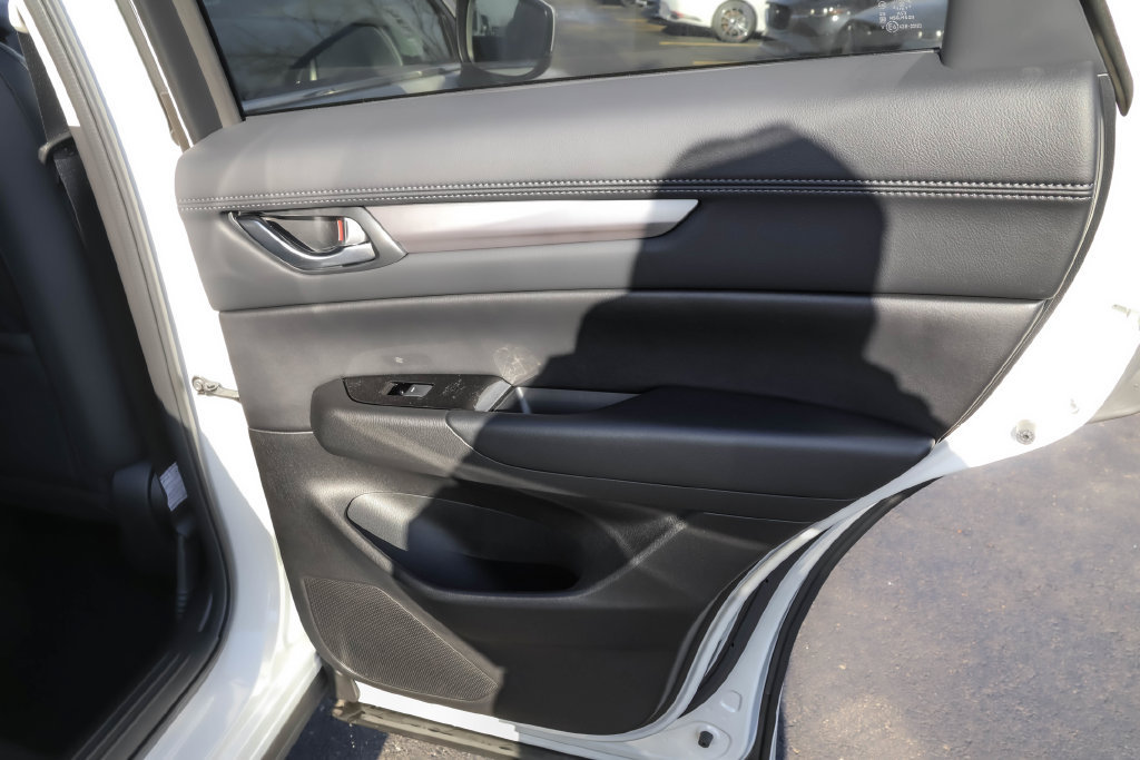 Used 2025 MAZDA CX-5 AWD 2.5 S w/ Select Package image 29