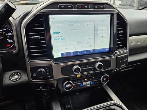 Used 2022 Ford F250 Platinum w/ FX4 Off-Road Package AWD/4WD image 10