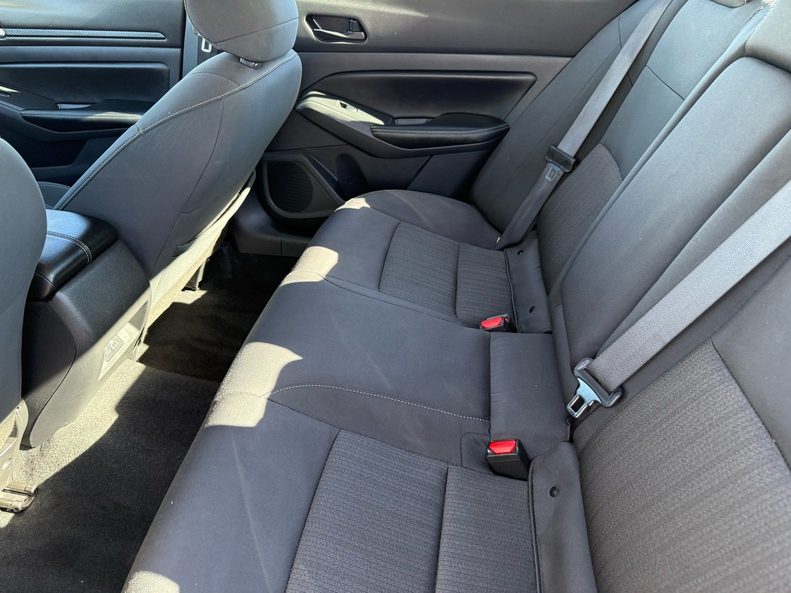 Used 2025 Nissan Altima 2.5 SV AWD/4WD image 27
