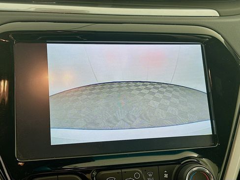 Used 2019 Chevrolet Bolt LT image 22