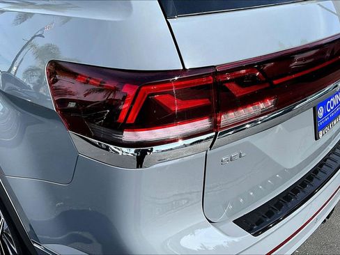 New 2026 Volkswagen Atlas SEL Premium R-Line image 22