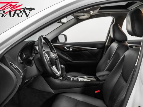 Used 2018 INFINITI Q50 Luxe w/ Essential Package (3.0T Luxe) image 24