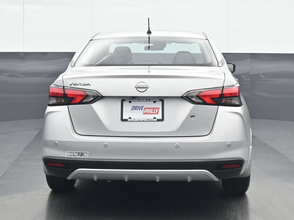 Used 2024 Nissan Versa S w/ Trunk Package FWD image 5