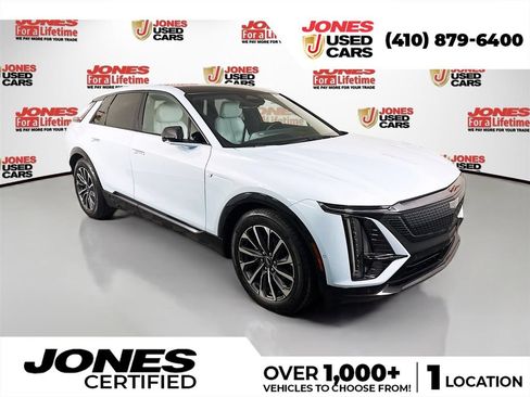 Used 2024 Cadillac Lyriq Sport AWD/4WD image 1