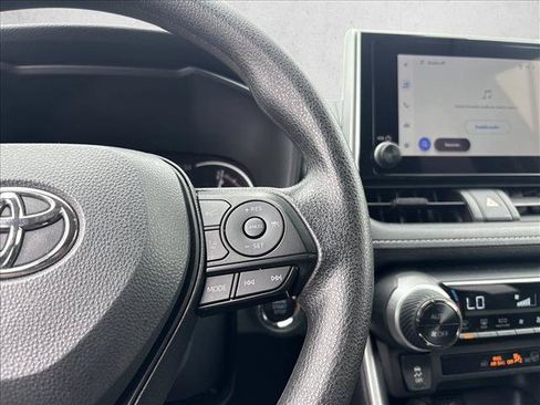 Certified 2025 Toyota RAV4 XLE AWD/4WD image 19