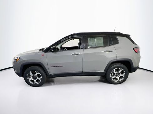 Used 2022 Jeep Compass Trailhawk w/ Trailhawk Elite Group AWD/4WD image 8