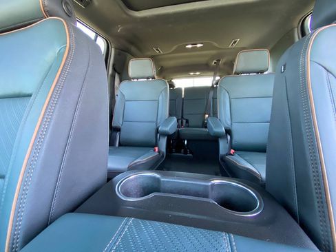 Used 2026 GMC Yukon XL AT4 w/ AT4 Premium Package AWD/4WD image 24