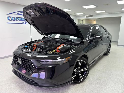Used 2024 Honda Accord Sport image 34