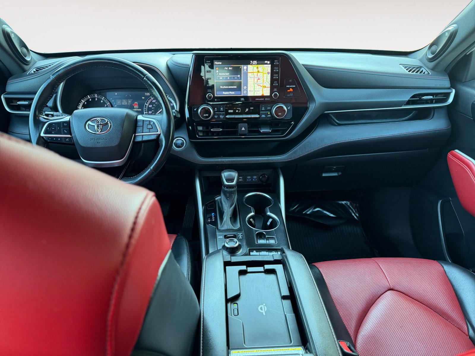 Used 2022 Toyota Highlander XSE AWD/4WD image 10
