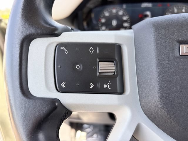 Used 2021 Land Rover Defender 110 SE AWD/4WD image 8