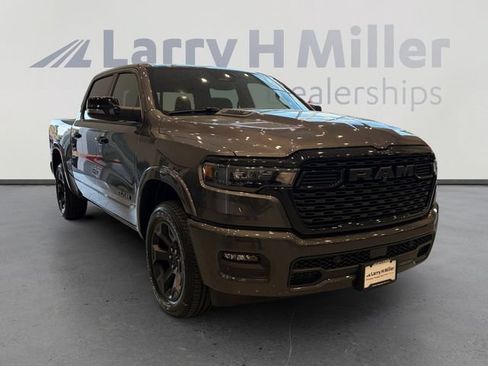 New 2026 RAM 1500 Big Horn AWD/4WD image 7