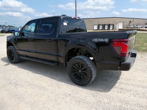 New 2026 Ford F150 XLT w/ XLT Black Appearance Package AWD/4WD image 8