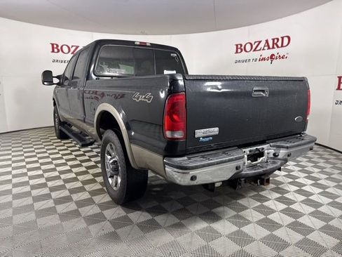 Used 2005 Ford F250 Lariat image 6