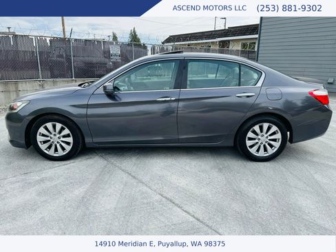 Used 2015 Honda Accord EX image 2