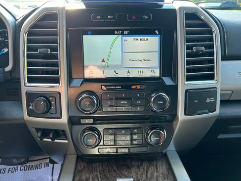 Certified 2017 Ford F250 Lariat w/ Chrome Package AWD/4WD image 28