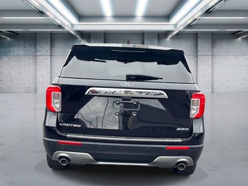 Used 2021 Ford Explorer Limited w/ Equipment Group 301A AWD/4WD image 31