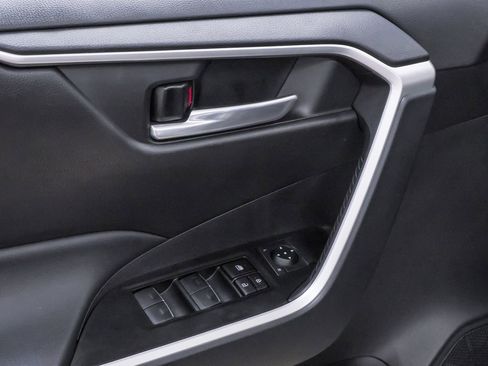 Used 2023 Toyota RAV4 XLE w/ Convenience Package image 26