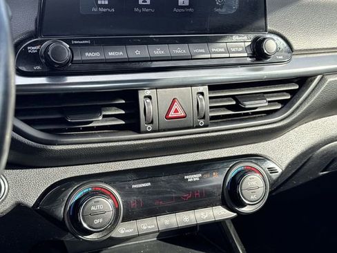 Used 2020 Kia Forte EX image 20