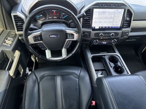 Used 2022 Ford F250 Platinum w/ FX4 Off-Road Package AWD/4WD image 14