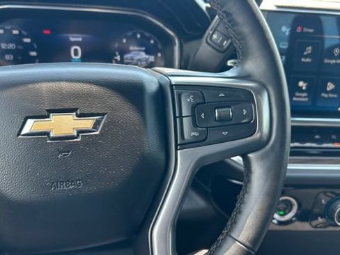Used 2023 Chevrolet Silverado 1500 LT AWD/4WD image 19