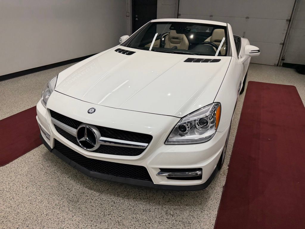 Used 2016 Mercedes-Benz SLK 350 image 6
