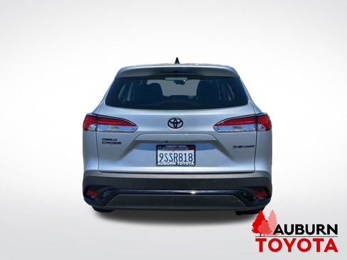 Used 2025 Toyota Corolla Cross AWD Hybrid image 5